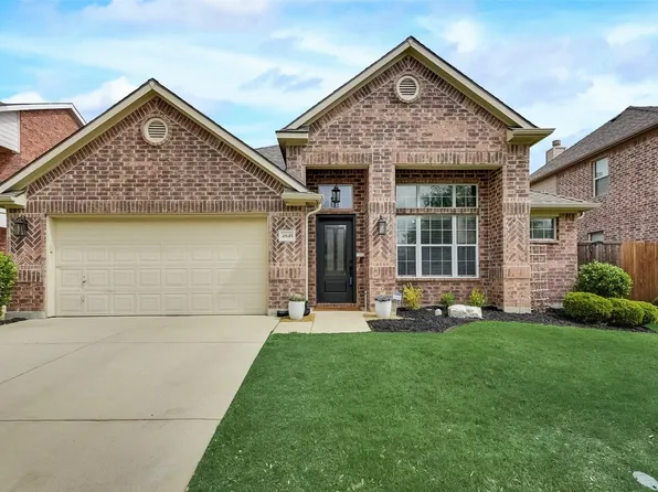 4845 Cliburn Dr, Fort Worth, TX 76244