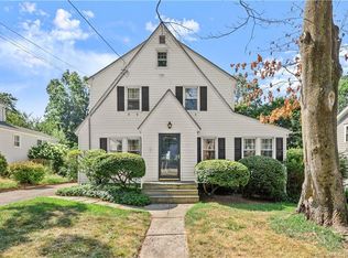 68 Middlesex Rd, Darien, CT 06820