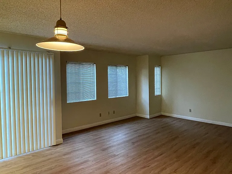 168 N Catalina Ave #202 — Photo 4