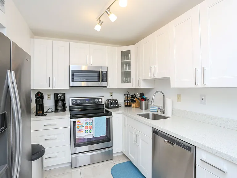 1522 Mainsail Dr #2 — Photo 44