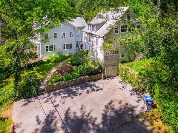 46 Baremeadow St, Methuen, MA 01844