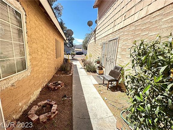 2nd image of 5167 Greene Ln APT C