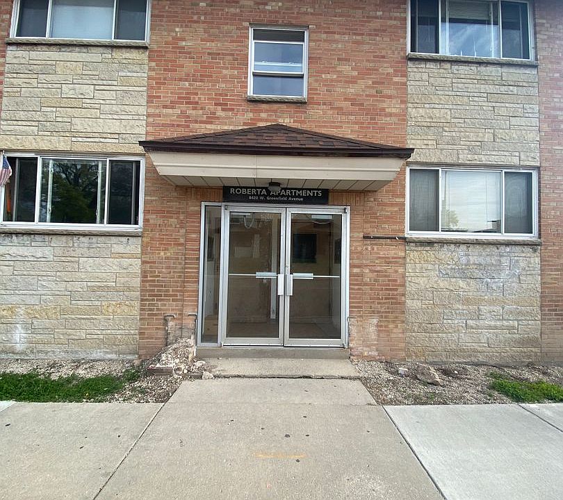 1st image of 8420 W Greenfield Ave APT 15