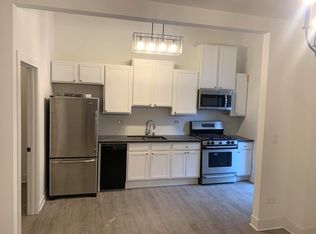 2201 W 21st Pl #102, Chicago, IL 60608