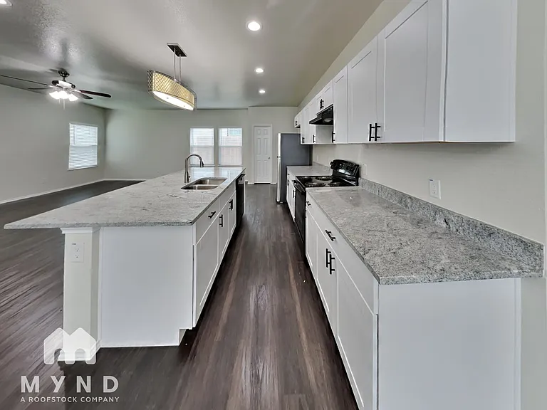 109 Frierson St — Photo 5