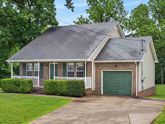 3rd image of 377 Brook Mead Dr