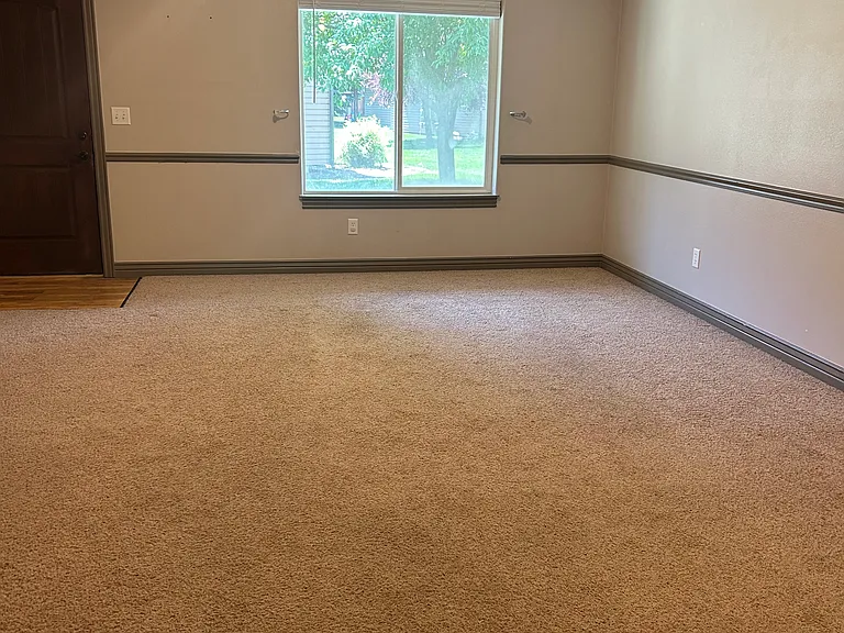 566 Sunflower Rd — Photo 5