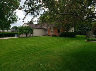 40785 Romeo Plank Rd, Clinton Township, MI 48038