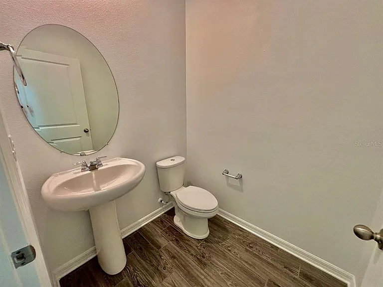 7563 Ashcroft Dr — Photo 23