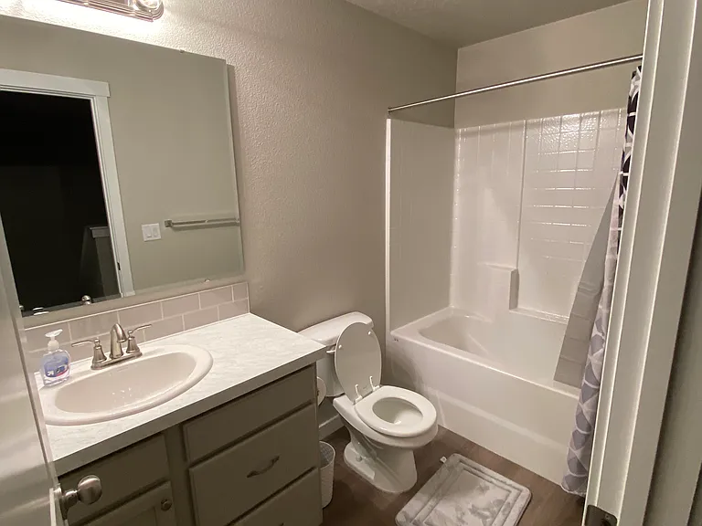 401 N Tessa Ln — Photo 8