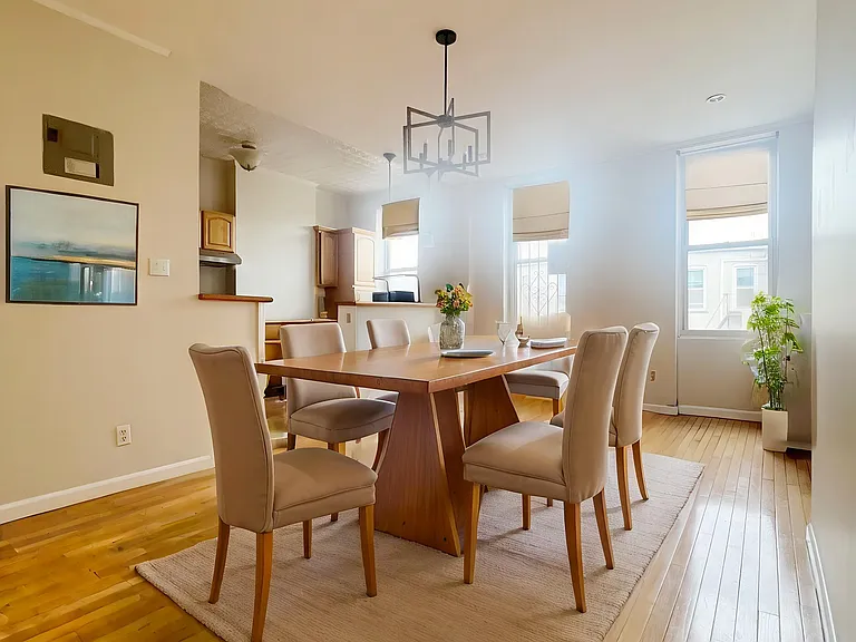 17-14 Menahan St #3 — Photo 10