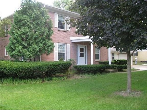 2nd image of 125 Brakefield Dr