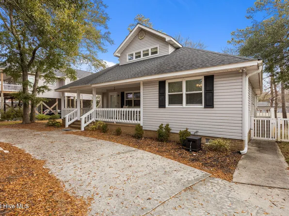 312 NE 54th Street, Oak Island, NC 28465