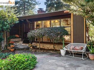 11 Conrad Ct, Oakland, CA 94611