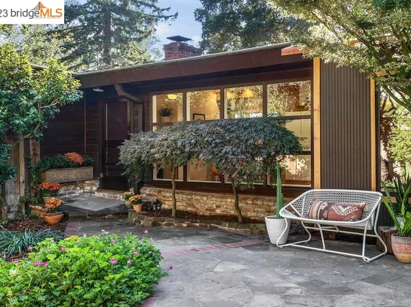 11 Conrad Ct, Oakland, CA 94611