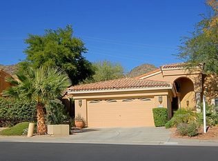 1070 E Shangri La Rd, Phoenix, AZ 85020