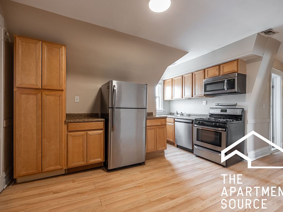 1st image of 3434 W Drummond Pl APT 3