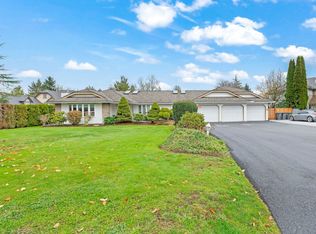 15435 Killarney Pl, Surrey, BC V3S 7G9