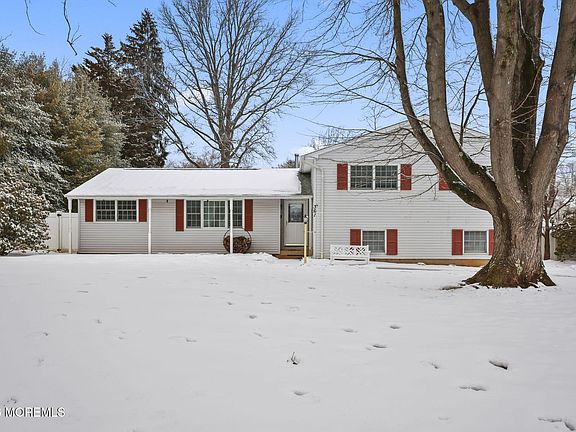 3rd image of 361 Bennington Road