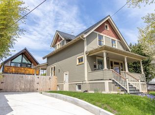 527 NE Fargo St UNIT A, Portland, OR