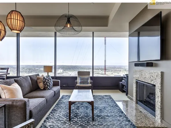 700 W 31st St Suite 1206, Kansas City, MO 64108