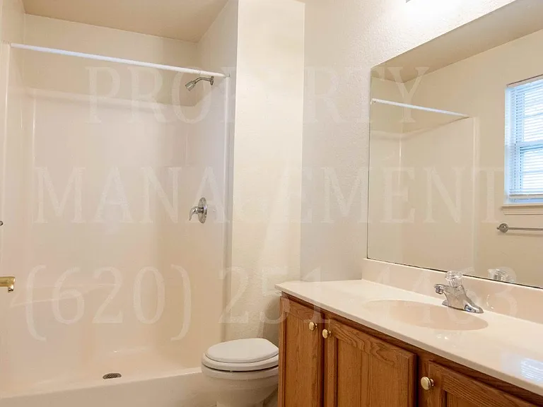 813 Shawnee St — Photo 41