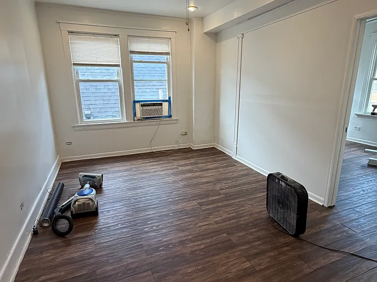 427 N Lawler Ave #2 — Photo 5