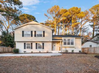 20 Lynn Rd, Raleigh, NC 27609