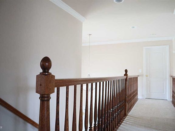 4th image of 53270 Williams Way