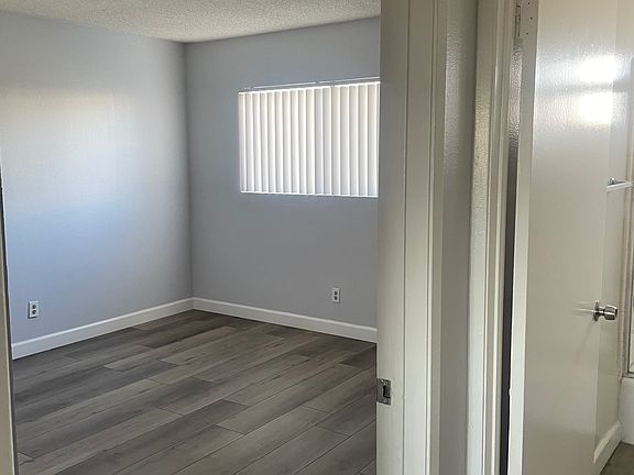 5th image of 6003 Craner Ave #3