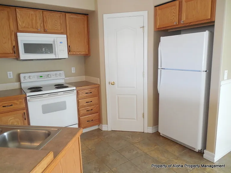 5514 Buckboard Ave — Photo 9