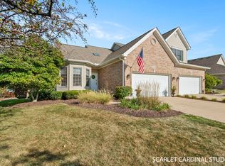1N039 Mission Ct, Winfield, IL 60190