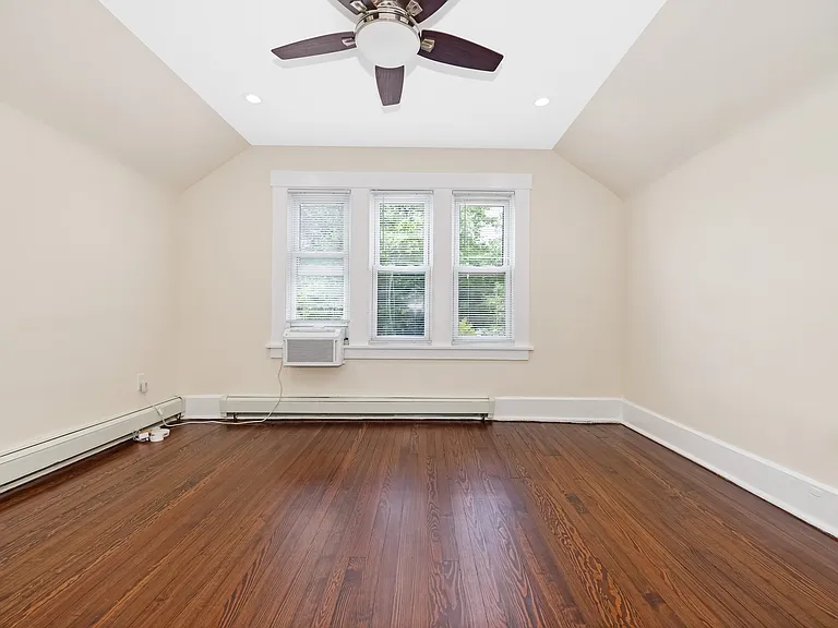 301A Orange Rd #3 — Photo 2