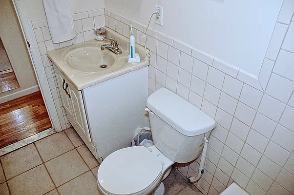 Rented by Boerum Hill Realty | media 39