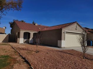 928 Country Back Rd, Las Vegas, NV 89123