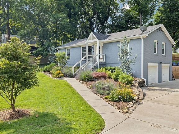 4th image of 505 Oakley Dr