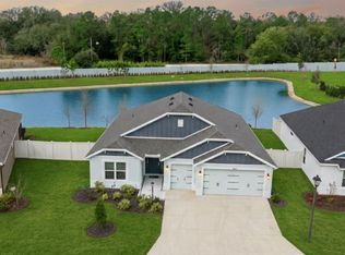 7492 Far Hills Loop, Okahumpka, FL 34762