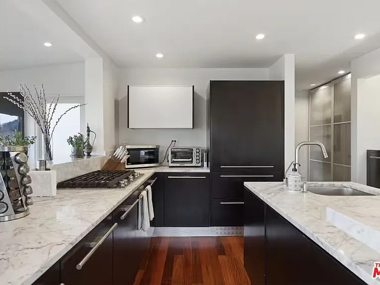 7483 Palo Vista Dr — Photo 5