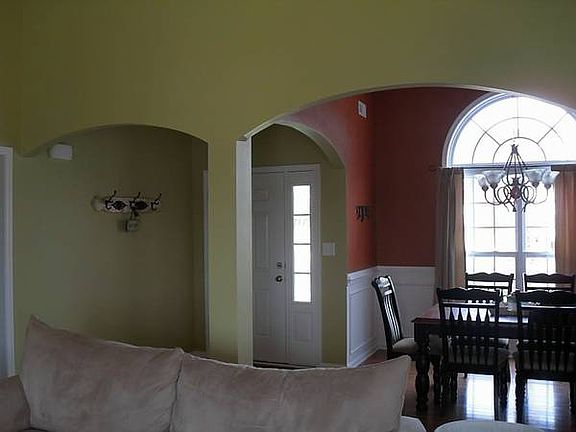 3rd image of 1396 Borrowdale Dr