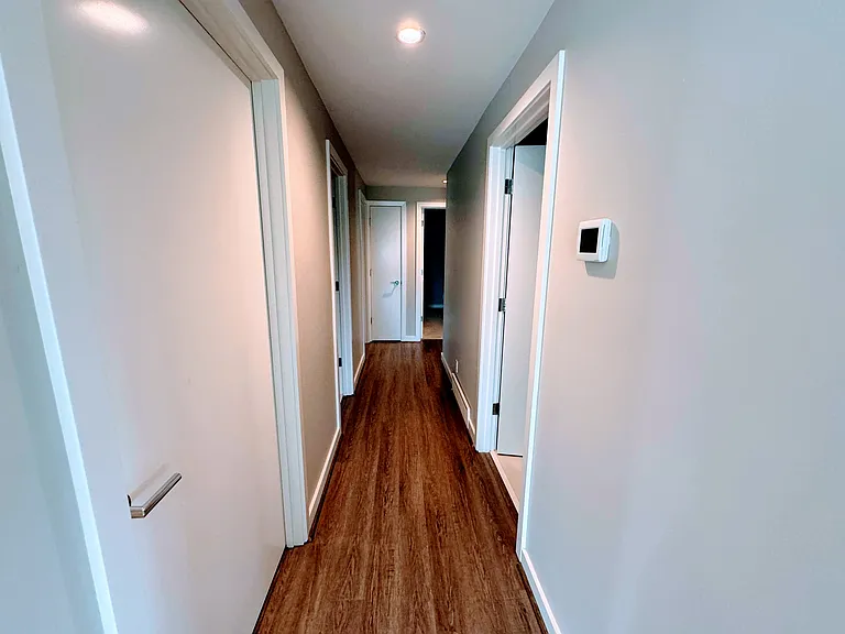 644 Bell St — Photo 14