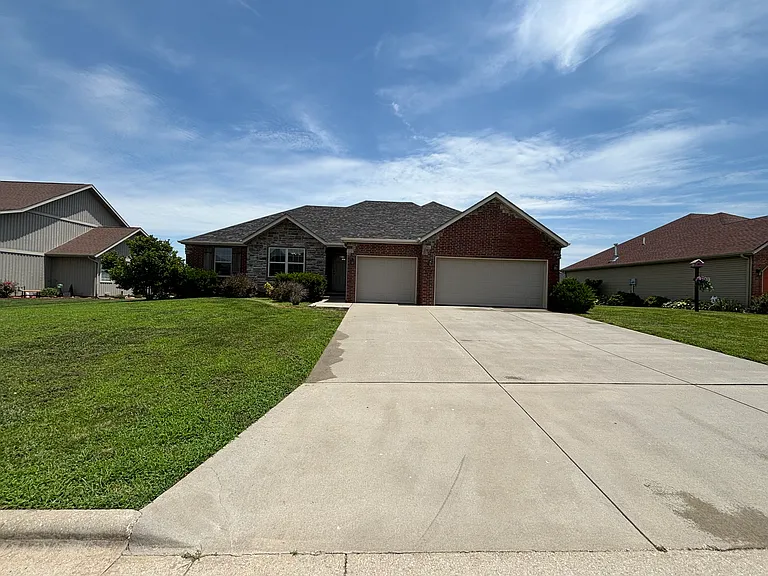 1442 N Opportunity Ave — Photo 29