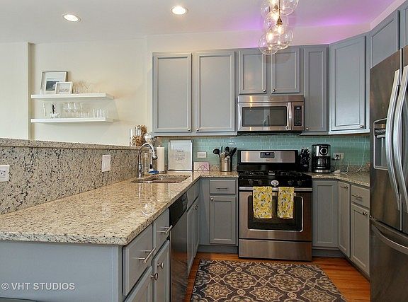 5th image of 3505 N Elston Ave #3