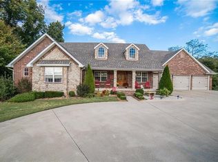 2992 Hayden Rd, Pea Ridge, AR 72751