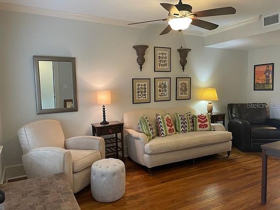 3rd image of 3205 W San Carlos St APT 1