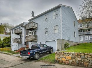 326 Main St APT 3, Gloucester, MA 01930