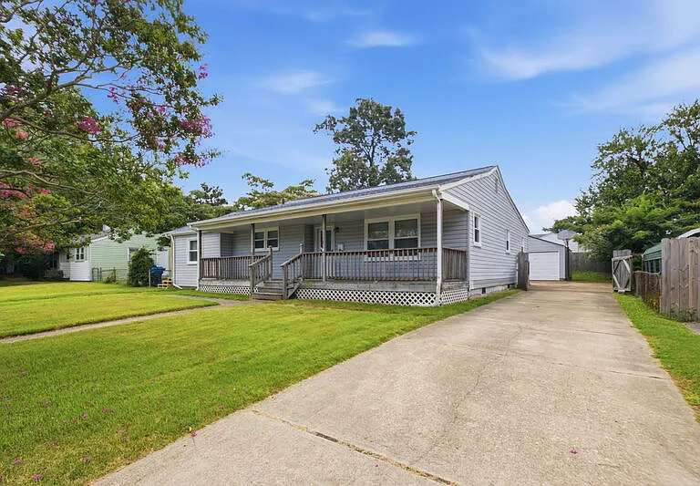 5545 Aragon Dr — Photo 3