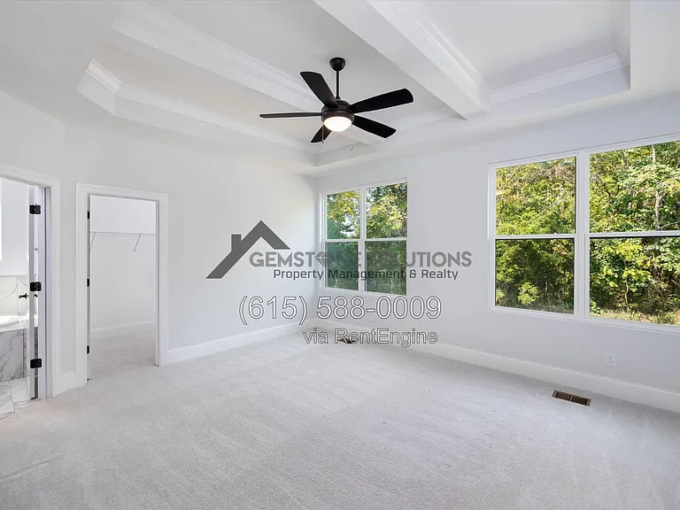 631 Silva Ln — Photo 31