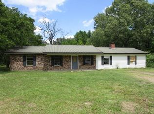 26 H Brown Rd, Deville, LA 71328