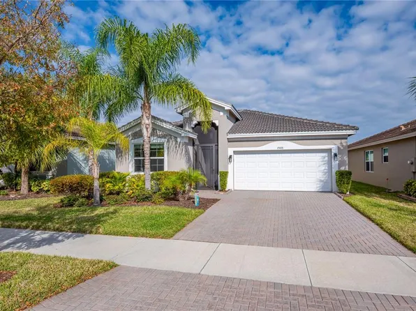 15433 Santa Pola Dr, Wimauma, FL 33598