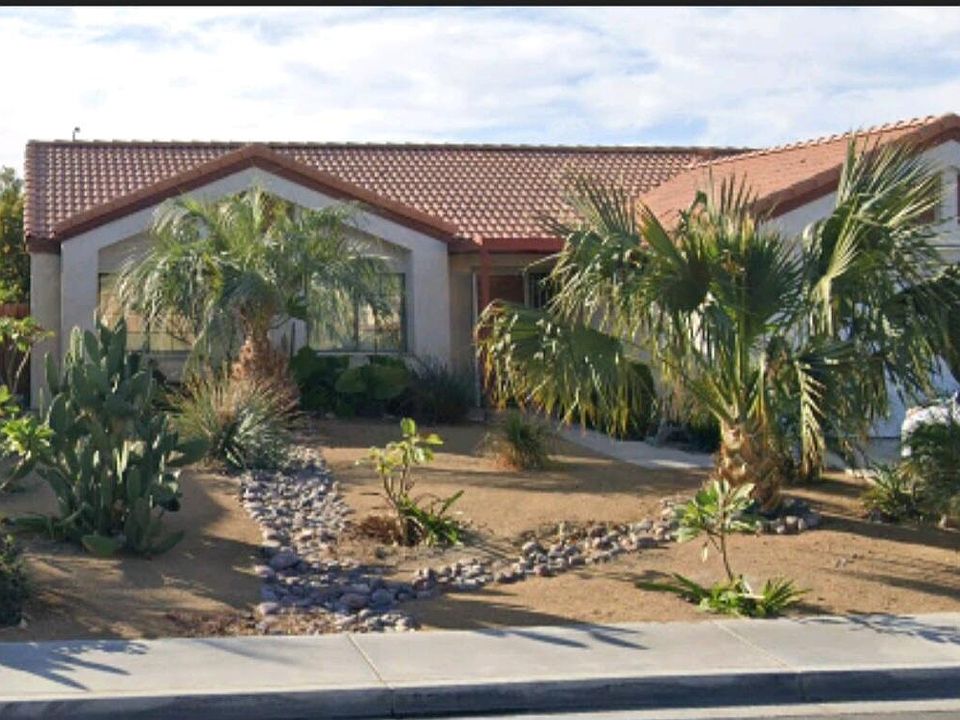 1st image of 45795 Palm Meadows Dr